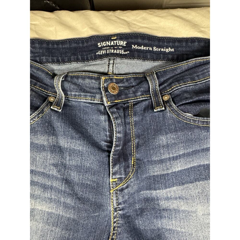 Levi Strauss Signature Modern Straight Jeans Womens 12 Medium Wash Stretch - Picture 8 of 16